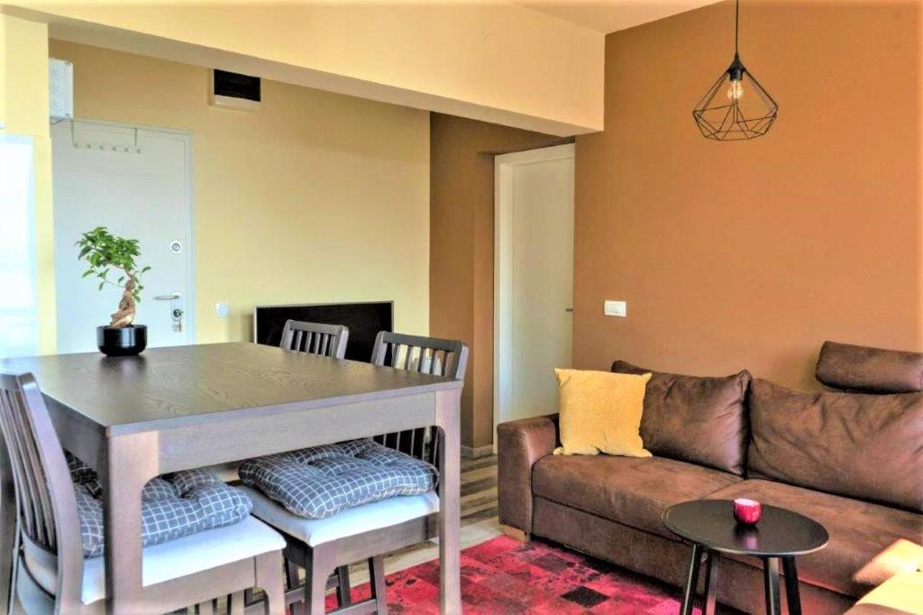 Near With Sea View Apartment *